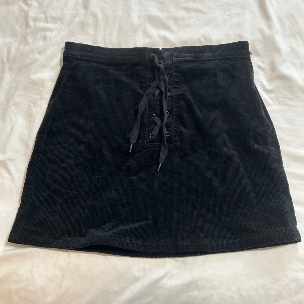 SO Black Corduroy Lace Up Mini Skirt Size 9/29W‎ Retro A-Line Side Zip